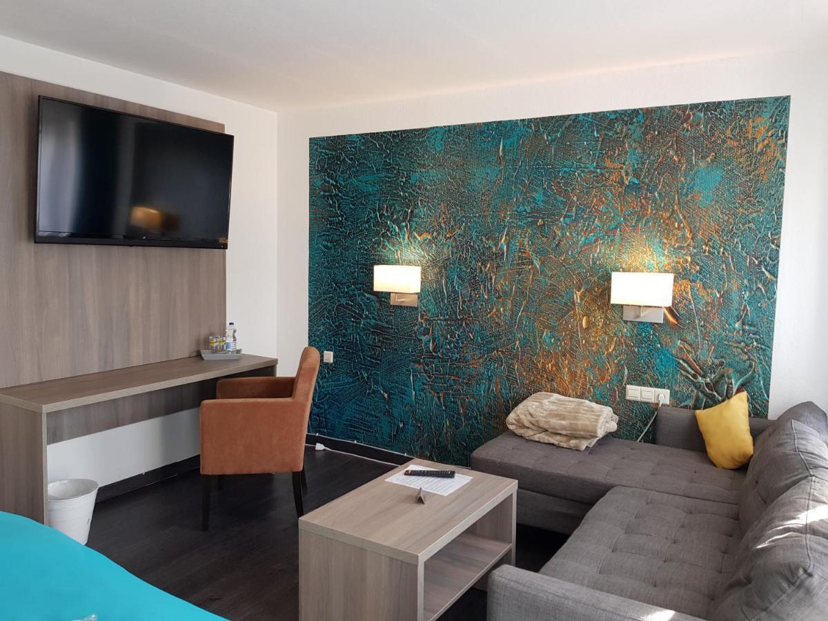 Hotel Milin ライヒェンバッハ・イム・フォークトラント エクステリア 写真