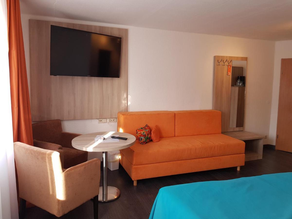 Hotel Milin ライヒェンバッハ・イム・フォークトラント エクステリア 写真